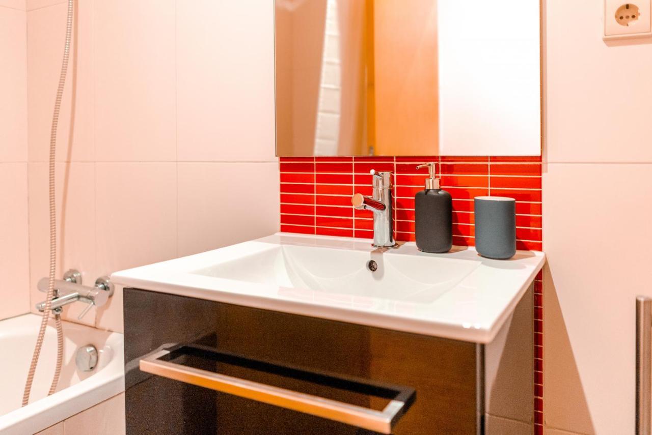Cozy Studio In The Heart Of Lapa - 5Min Walk To Metro! Porto Exteriér fotografie